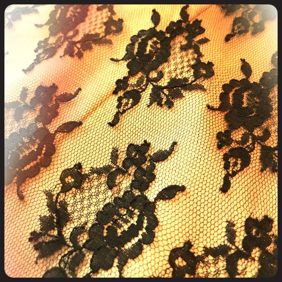 Zum Zum by Niki Livas Formal Halter Dress with Lace Overlay Size 5-6 - Picture 4 of 4